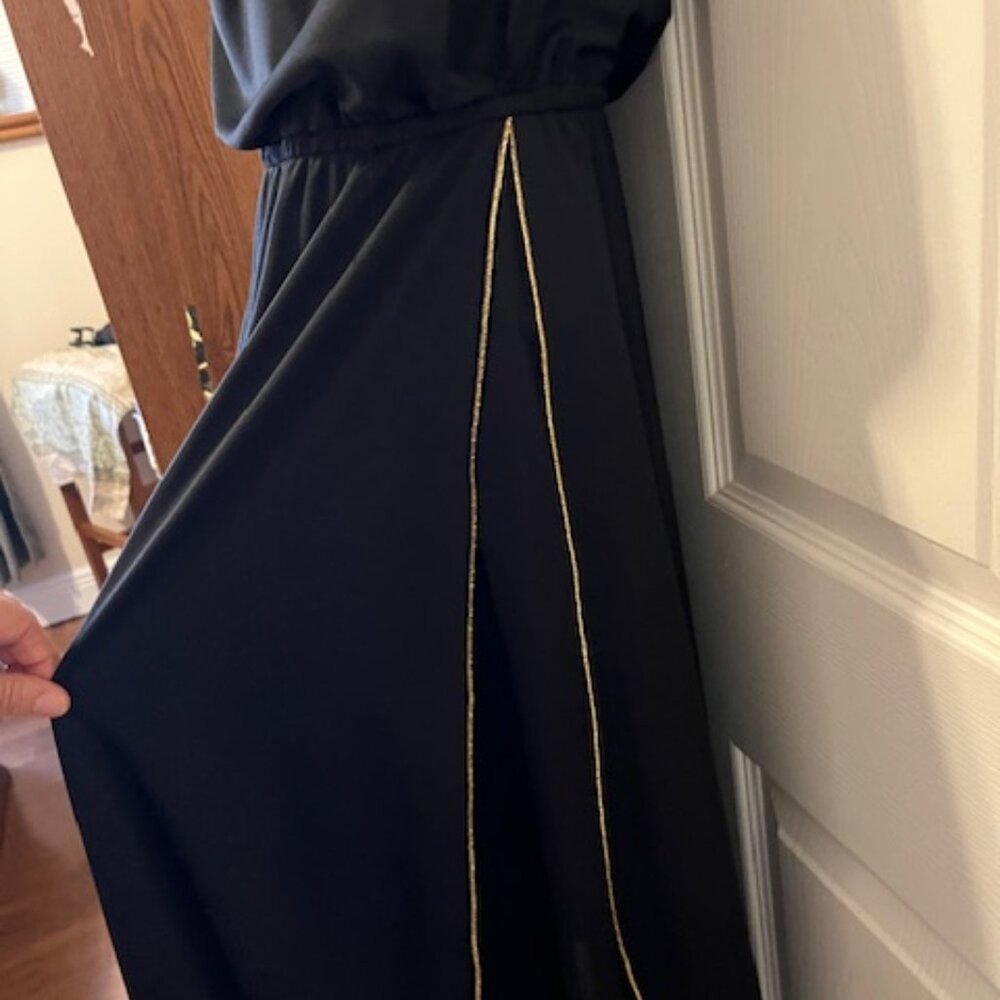 Gorgeous black party dress w/ gold